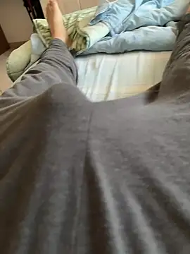 giovanni5281 online show from April 8, 7:52 am