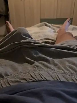 giovanni5281 online show from April 15, 7:26 am