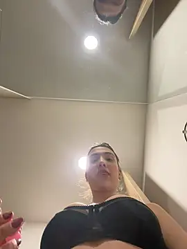 AnnaCastillo  online show from January 15, 8:56 pm