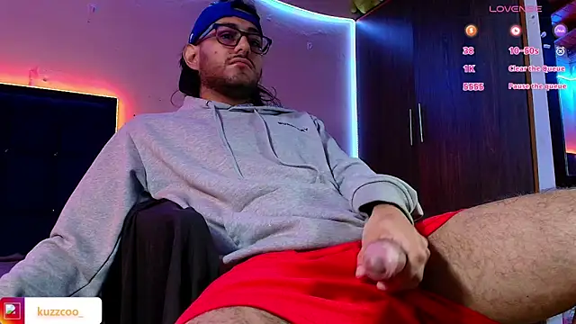 kuzzcoo online show from January 15, 2:32 pm