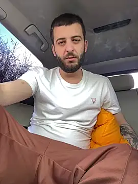 ElChapoGuzman95 online show from March 3, 9:33 am