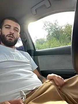 ElChapoGuzman95 online show from September 15, 7:52 am