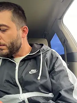 ElChapoGuzman95 online show from April 23, 3:47 pm