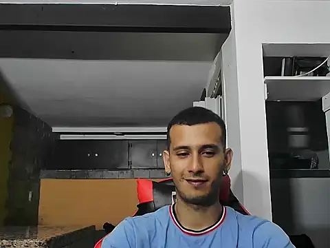 talktome4 online show from February 28, 4:24 am