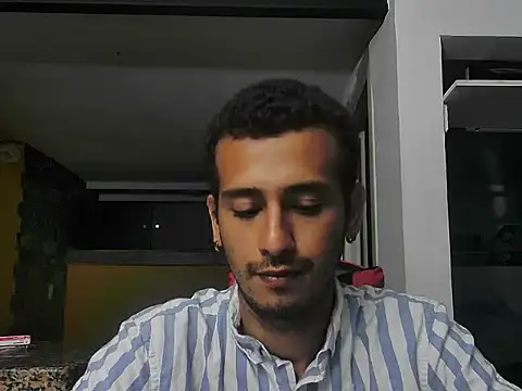 talktome4 online show from April 7, 2:45 am