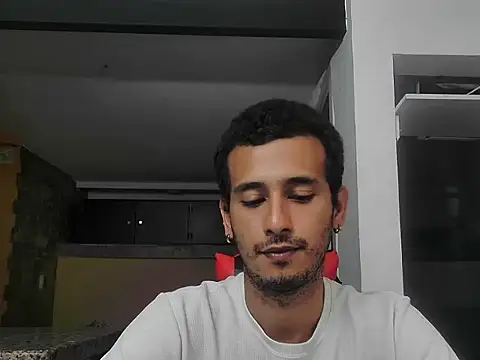 talktome4 online show from April 22, 7:59 pm