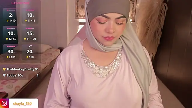 shayla 18 online show from February 4, 6:36 pm