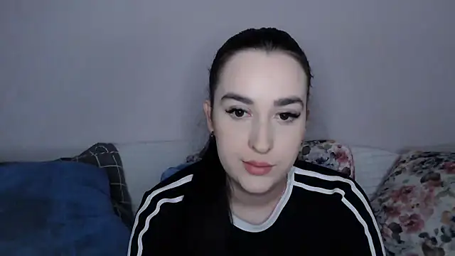Snapshot of vitalina_freedom chatting on December 9, 1:45 pm vitalina freedom online show from December 9, 1:45 pm