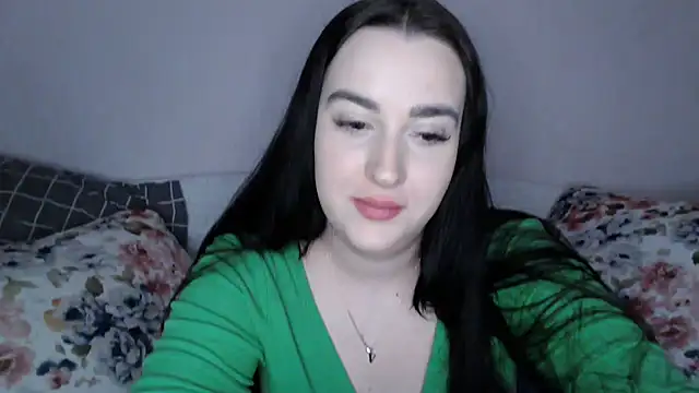 Snapshot of vitalina_freedom chatting on December 19, 3:41 pm vitalina freedom online show from December 19, 3:41 pm