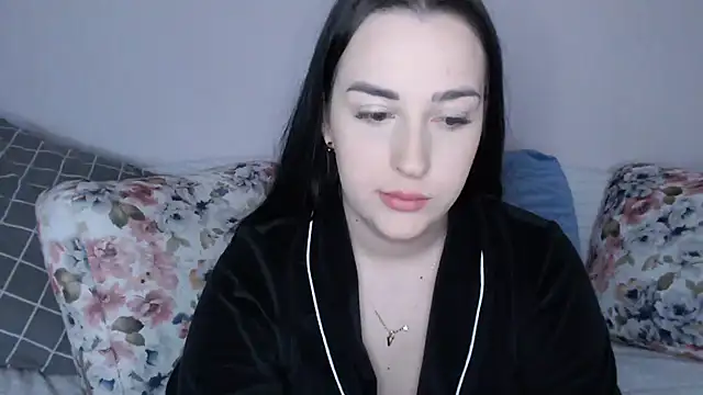 Snapshot of vitalina_freedom chatting on December 23, 12:19 pm vitalina freedom online show from December 23, 12:19 pm