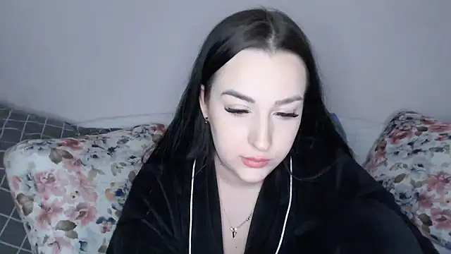 Snapshot of vitalina_freedom chatting on December 24, 3:37 pm vitalina freedom online show from December 24, 3:37 pm
