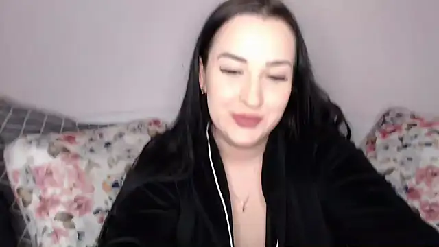 Snapshot of vitalina_freedom chatting on December 25, 12:37 pm vitalina freedom online show from December 25, 12:37 pm
