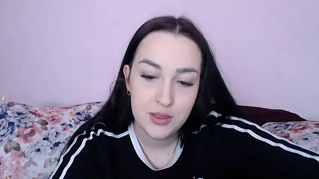 Snapshot of vitalina_freedom chatting on January 7, 11:37 am vitalina freedom online show from January 7, 11:37 am