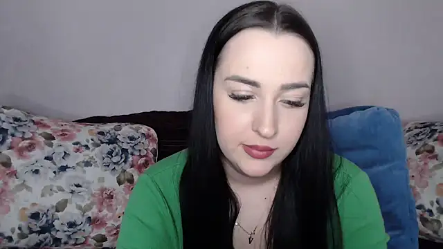 Snapshot of vitalina_freedom chatting on January 14, 3:57 pm vitalina freedom online show from January 14, 3:57 pm