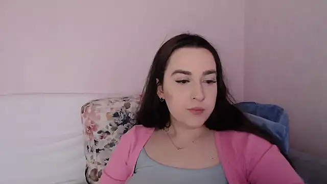 Snapshot of vitalina_freedom chatting on March 14, 6:21 am vitalina freedom online show from March 14, 6:21 am
