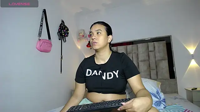 tiffany  pink online show from November 16, 9:31 pm