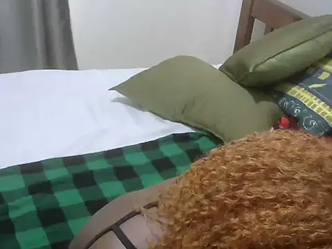 East queen online show from December 7, 9:06 am