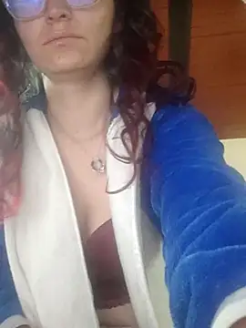 Snapshot of ERIS666 chatting on April 25, 2:14 pm ERIS666 online show from April 25, 2:14 pm