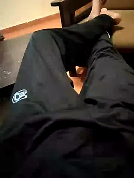 Snapshot of maroodick chatting on February 8, 10:08 pm maroodick online show from February 8, 10:08 pm