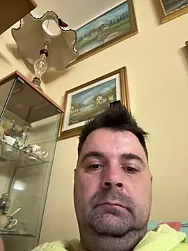 h4cAlex online show from December 14, 4:42 pm