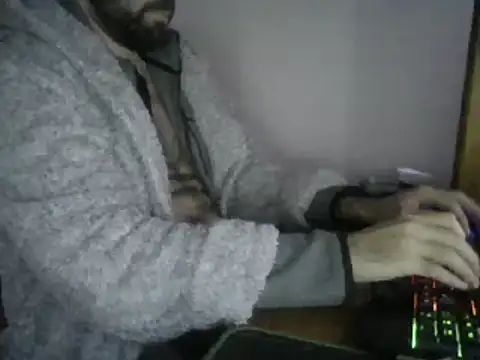 Snapshot of joaodias_97 chatting on January 5, 10:19 pm joaodias 97 online show from January 5, 10:19 pm