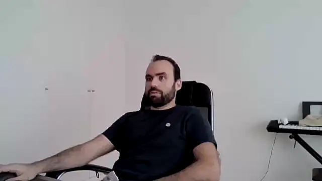 joaodias 97 online show from April 10, 4:12 pm