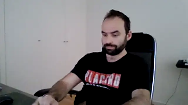 joaodias 97 online show from April 11, 2:32 pm