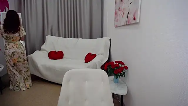 MrnMs Smith online show from January 5, 5:30 am