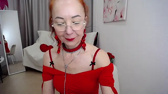 MrnMs Smith online show from January 9, 9:27 am