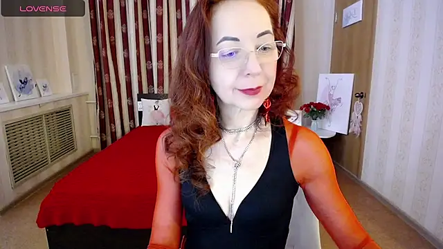 MrnMs Smith online show from March 14, 3:03 pm