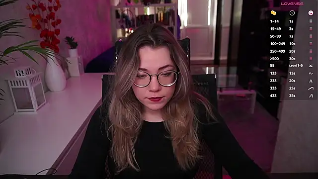 RemyCute online show from February 1, 10:25 am