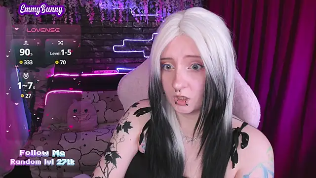 Snapshot of EmmyBunny chatting on March 13, 4:12 pm EmmyBunny online show from March 13, 4:12 pm