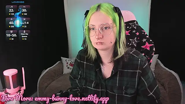 EmmyBunny online show from November 17, 5:19 pm