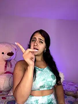 Snapshot of Alicia_Ruiz chatting on October 28, 6:10 pm Alicia Ruiz online show from October 28, 6:10 pm