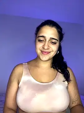 Snapshot of Alicia_Ruiz chatting on November 10, 10:20 pm Alicia Ruiz online show from November 10, 10:20 pm