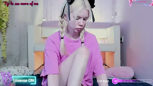 Snapshot of Lollita_Lewis chatting on January 22, 9:32 pm Lollita Lewis online show from January 22, 9:32 pm