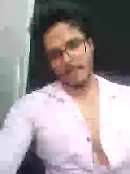 Snapshot of rounakhunk chatting on April 27, 9:29 am rounakhunk online show from April 27, 9:29 am
