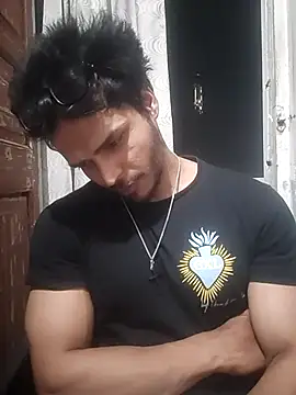 Snapshot of rounakhunk chatting on April 30, 6:58 pm rounakhunk online show from April 30, 6:58 pm