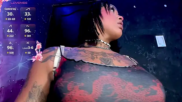 IsabellBigtitsxx online show from March 20, 8:51 pm