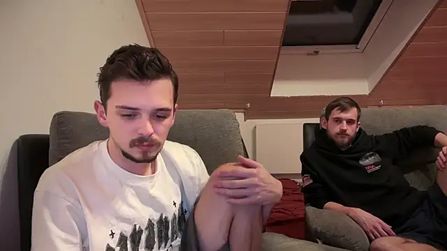 Snapshot of naked_psy chatting on December 2, 6:21 pm naked psy online show from December 2, 6:21 pm