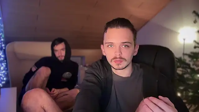 Snapshot of naked_psy chatting on January 7, 12:55 am naked psy online show from January 7, 12:55 am