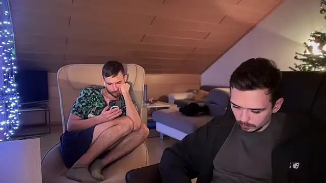 Snapshot of naked_psy chatting on January 7, 3:57 am naked psy online show from January 7, 3:57 am