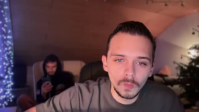 Snapshot of naked_psy chatting on January 8, 1:11 am naked psy online show from January 8, 1:11 am