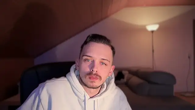 Snapshot of naked_psy chatting on February 2, 2:06 am naked psy online show from February 2, 2:06 am