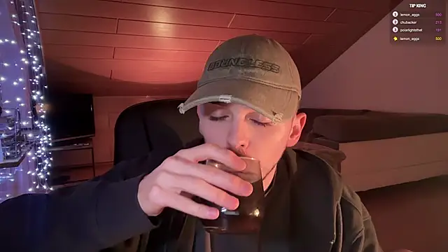 Snapshot of naked_psy chatting on February 9, 11:57 pm naked psy online show from February 9, 11:57 pm