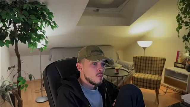 naked psy online show from November 18, 1:55 am