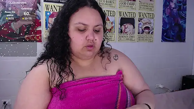 luisianacoxx online show from February 15, 10:42 pm