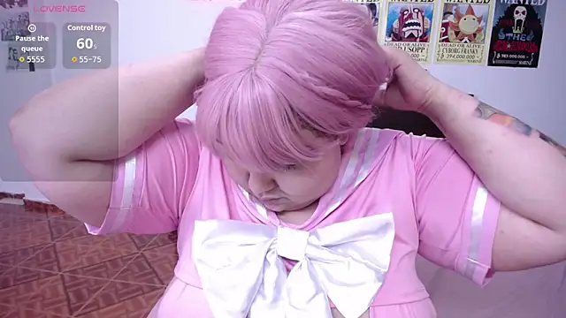 luisianacoxx online show from November 27, 2:46 am