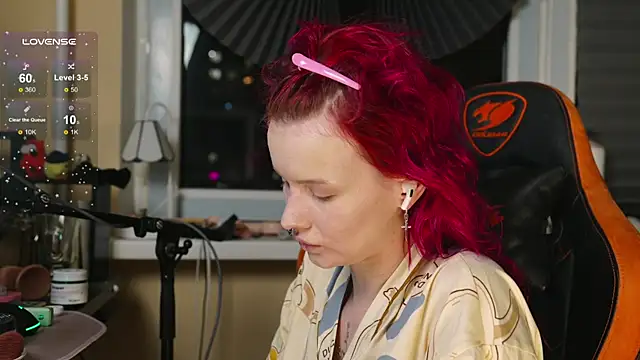 Snapshot of BlueCherryy chatting on November 16, 4:23 pm BlueCherryy online show from November 16, 4:23 pm