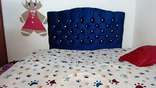 69liamilk69 online show from November 21, 4:33 am